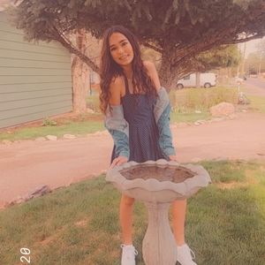 Meet your Posher, Emma